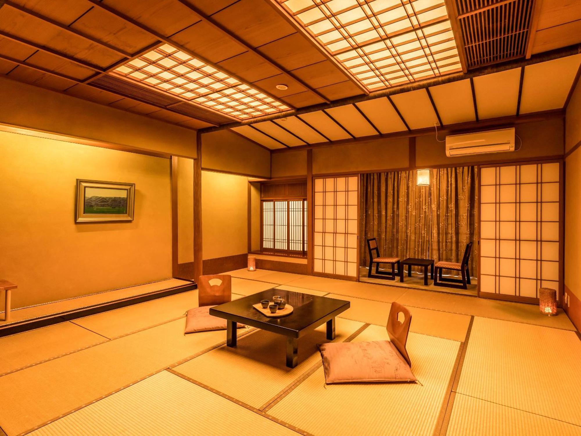 Ooedo Onsen Monogatari Premium Yoshinoya Irokuen Hotel Kaga  Bilik gambar